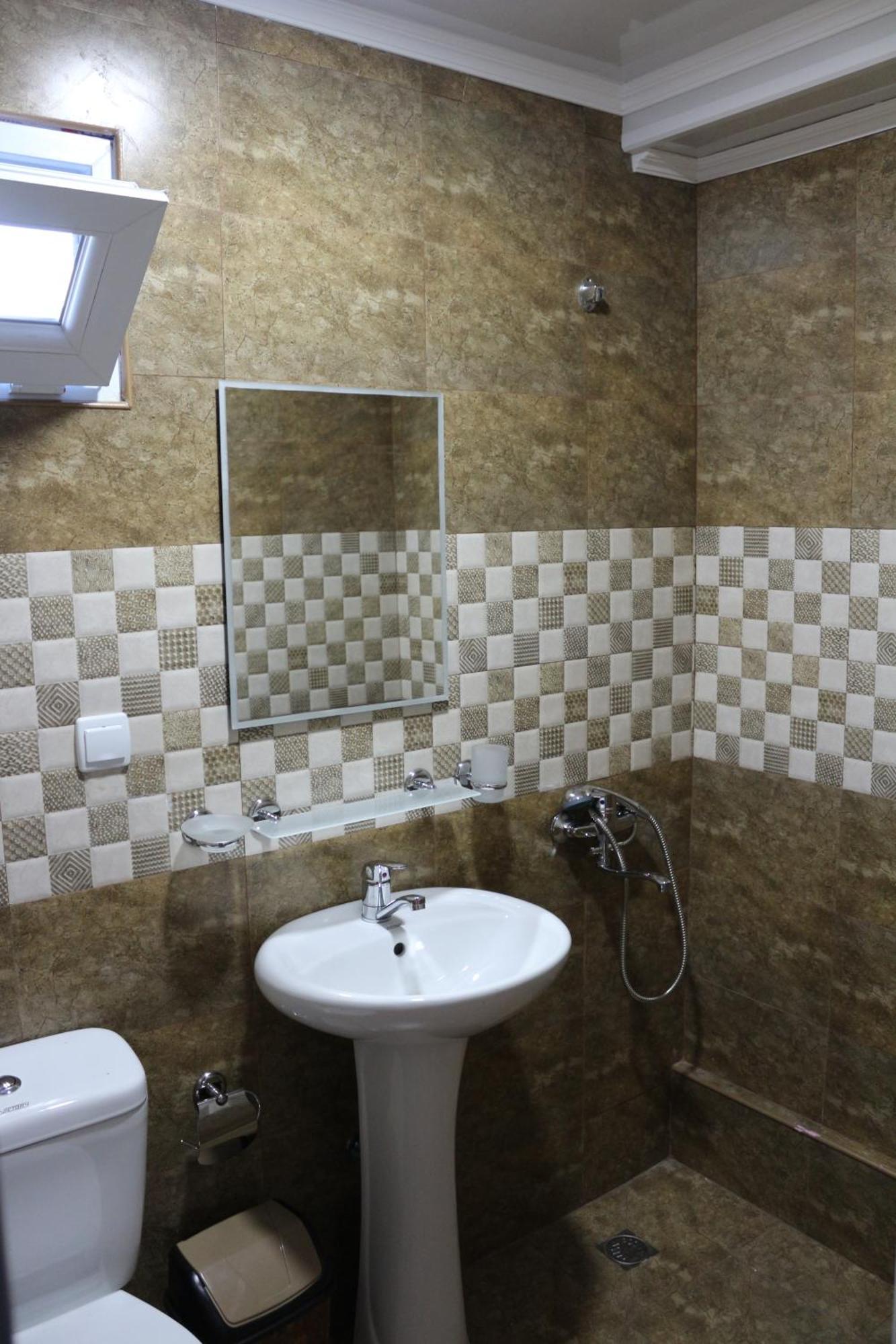 Guest House Kobuleti On Aghmashenebeli Extérieur photo