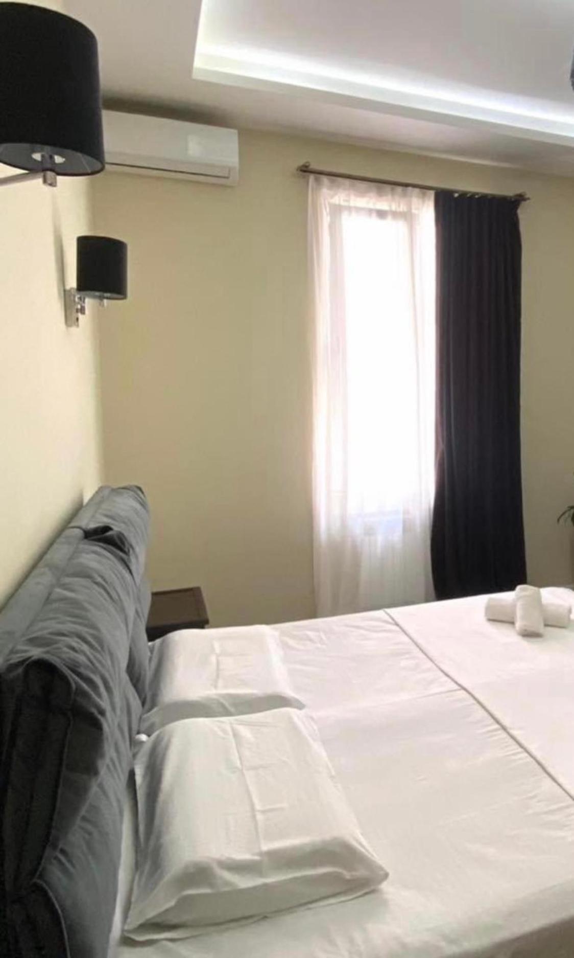 Guest House Kobuleti On Aghmashenebeli Extérieur photo