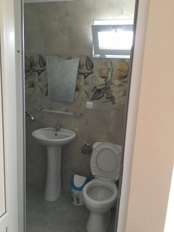 Guest House Kobuleti On Aghmashenebeli Extérieur photo