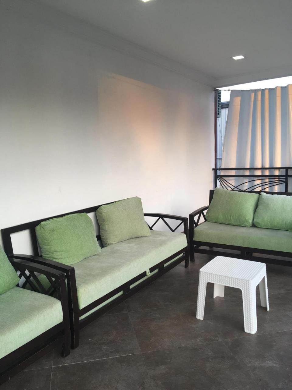 Guest House Kobuleti On Aghmashenebeli Extérieur photo